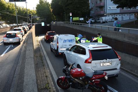 St Gallen SG Auffahrunfall Fordert Vier Leichtverletzte Polizei News