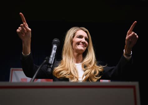 How tall is Kelly Loeffler and whats her net worth? | The US Sun