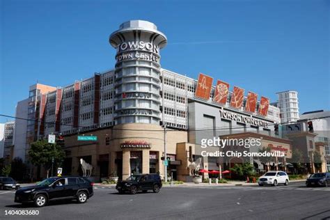 Towson Town Center Photos and Premium High Res Pictures - Getty Images