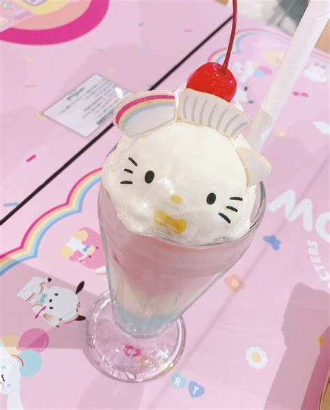 Hello kitty milkshake