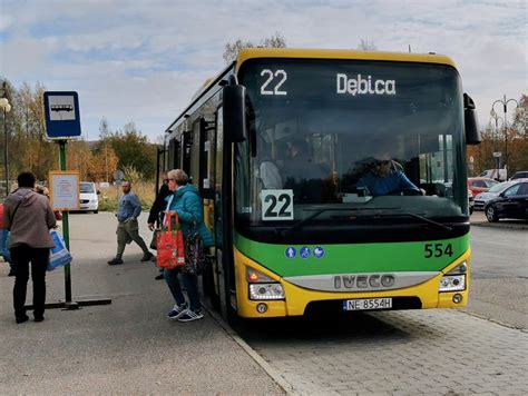 Dodatkowy tymczasowy przystanek na pętli Dębica Dolna