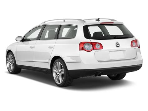 2010 Volkswagen Passat Wagon (VW) Pictures/Photos Gallery - The Car ...