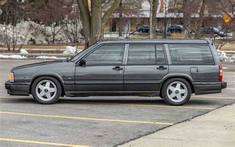 La familiale Volvo à moteur Buick de lacteur Paul Newman vendue pour