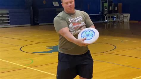 Frisbee Backhand Throw Youtube