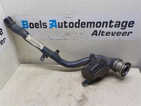 Mercedes W Tubes De Remplissage R Servoir Essence Stock