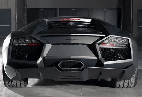 Lamborghini Reventon - Raging Bull and a Timeless Supercar