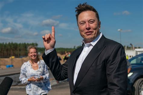 Bitcoin Tesla Chef Elon Musk Investiert Milliarden Dollar Und