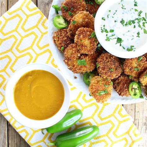 Fried Pickles With Sriracha Ketchup Sriracha Ketchup Fried Pickles