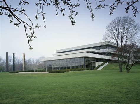 PepsiCo World Headquarters by Gwathmey Siegel & Associates Architects ...