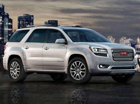 2013 GMC Acadia Crossover SUV Road Test and Review | Autobytel