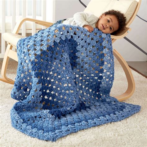 Free Bernat Granny Rectangle Baby Blanket Crochet Pattern | Yarnspirations