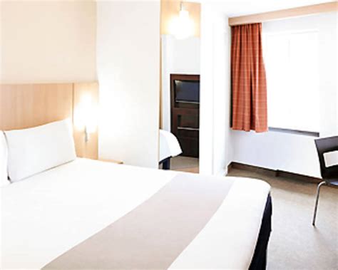 Day Rooms Ibis Birmingham New Street Station - no booking fee