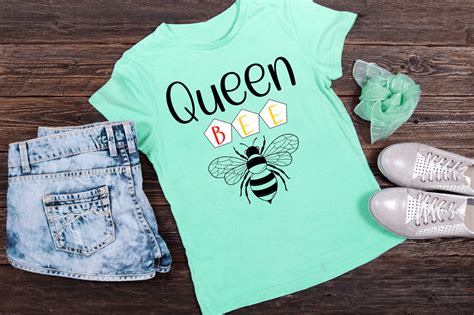 Queen Bee Svg Design Graphic By Mamun Islam · Creative Fabrica