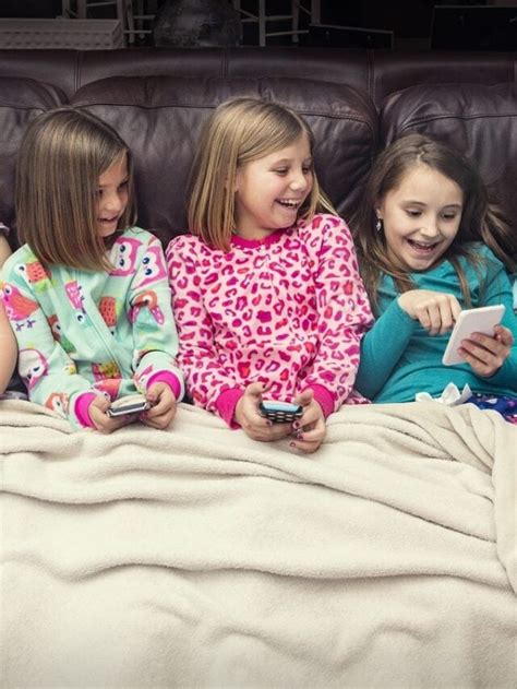 40 Brilliant Sleepover Ideas for Kids, Teens, and Tweens Story - Mama ...