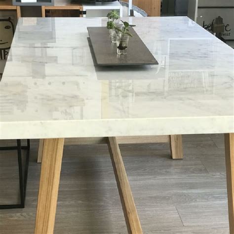 Mesa Comedor Petiribi Carrara Con Regrueso Cmm