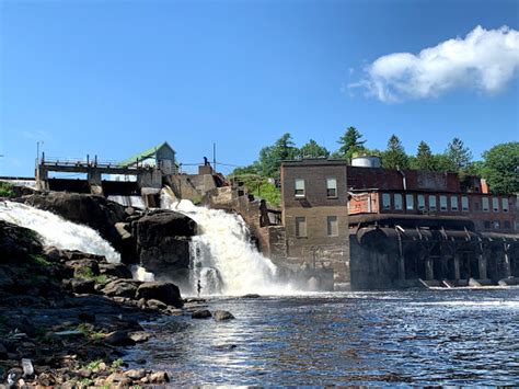 Lyons Falls Waterfall Atracción Turística En Lyons Falls New York