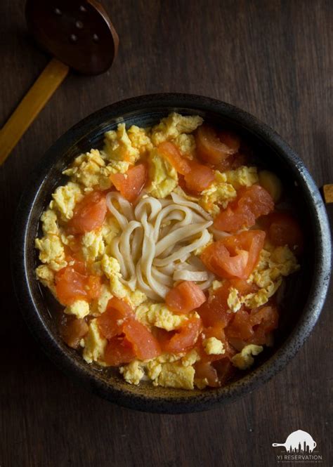 how to make chinese tomato egg soup noodles recipe