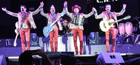 Fotos Los Tigres Del Norte Rugen Corridos Ic Nicos En Los Mochis Sinaloa