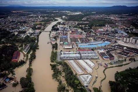 Mangsa Banjir Di Pahang Kelantan Dan Perak Meningkat Selangorkini