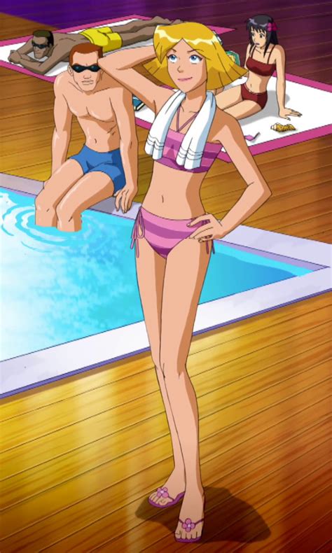 Clover In Bikini Totally Spies Clover Photo 43327254 Fanpop