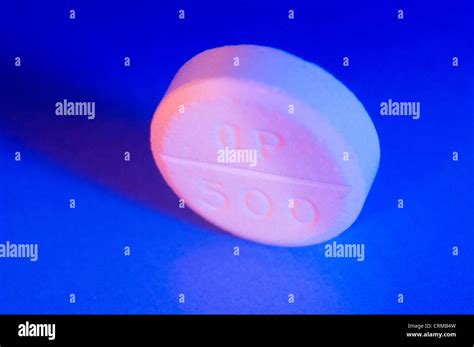 A Single Mg Pill Stock Photo Alamy