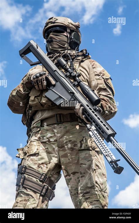 Ghillie Suit Sniper High Resolution Stock Photography And Images Alamy