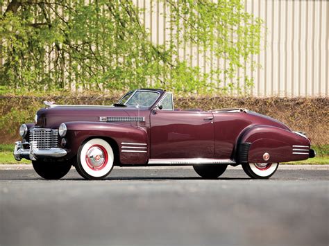 1941 Cadillac Series 62 Convertible Coupe Motor City 2015 RM Sotheby S