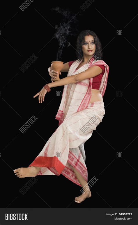 Bengali Woman Image & Photo (Free Trial) | Bigstock