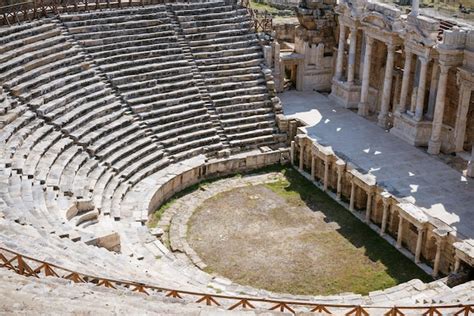 Ruinas Del Teatro En La Antigua Hier Polis Ahora Anfiteatro Pamukkale