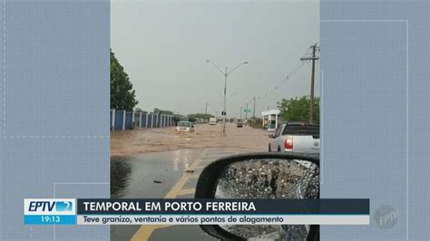 V Deos Chuva Forte Em Porto Ferreira Causa Alagamentos E Queda De