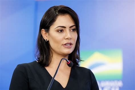 ‘quem Não Deve Não Teme Diz Michelle Bolsonaro Sobre Quebra De Seu