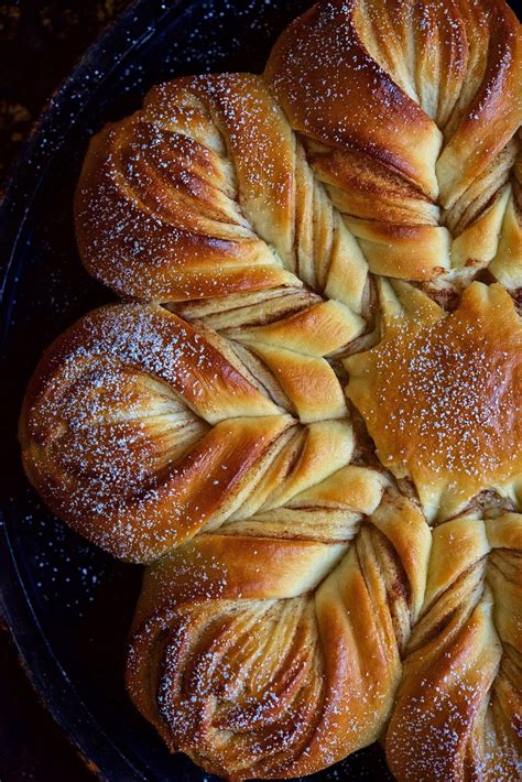 How To Make Star Bread In 5 Simple Steps Artofit