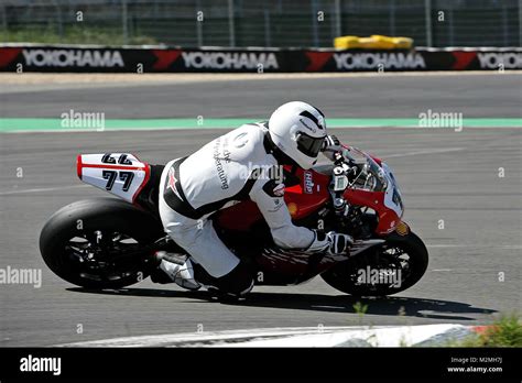 Michael Schumacher Beim 1 Rennen Der Idm Superbikes Auf Dem Nürburgring