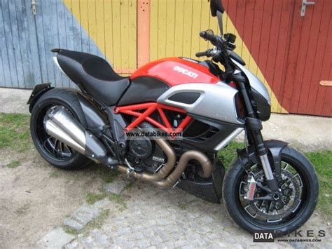 2011 Ducati Diavel 1200 ABS Carbon parts Termignoni