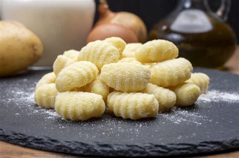 Cocina Italiana Gnocchi Di Patata Casero Hecho De Papas Imagen De