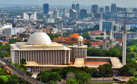 Mengulik Arsitektur Masjid Istiqlal Terbesar Di Asia Tenggara