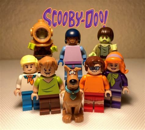 a group of legos with the words scooby - doo on top of them