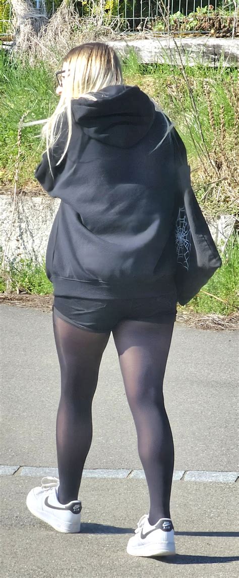 Some Nice Girls Ass Forum