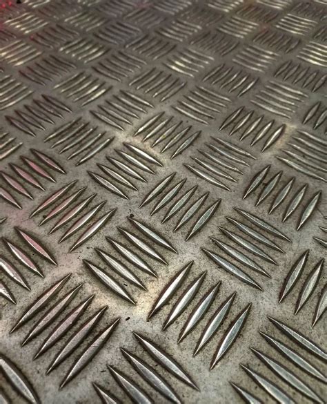 Hot Rolled Aluminium Chequered Plates Thickness Mm Material