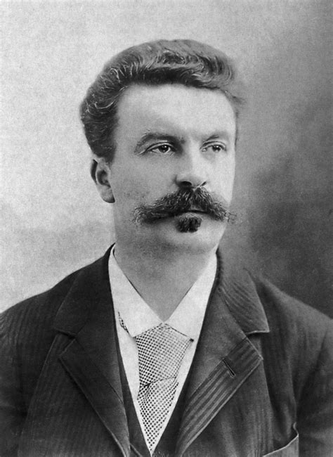 La Parure De Guy De Maupassant Les Livres D Antoine