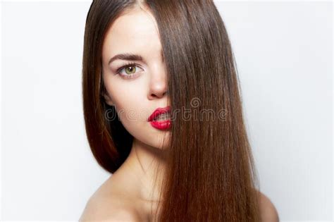 Brunette Attractive Look Red Lips Bared Shoulders Clear Skin Stock Image Image Of Hand