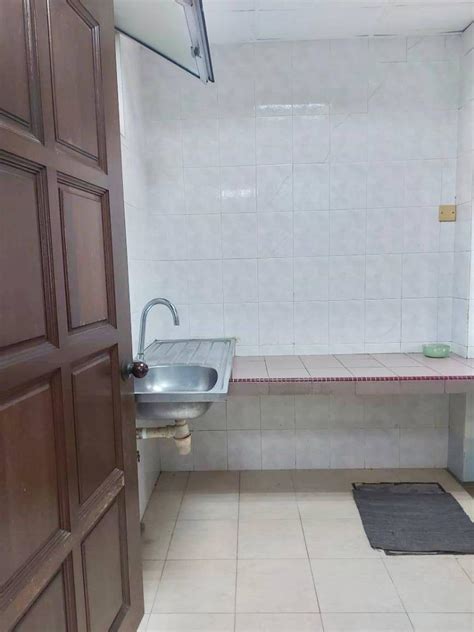 Fully Renovated Endlot Double Storey Terrace Taman Ttdi Jaya Shah