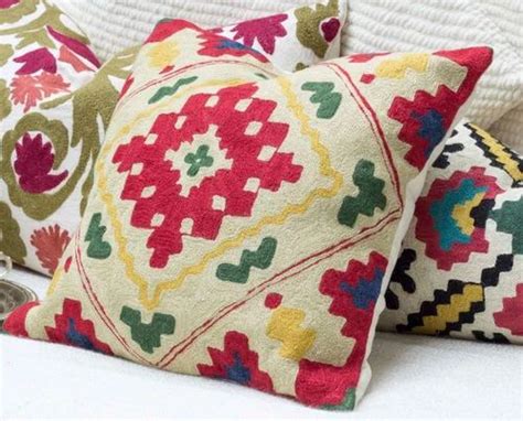 Embroidery White Base White Crewel Embroidered Cushion Cover Shape