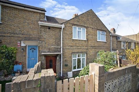 3 Bedroom Terraced House For Sale In Longley Road Rochester Me1 2ha