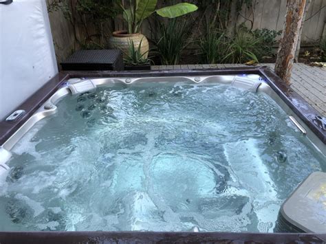 Jacuzzi J Lxl Hot Tub Insider