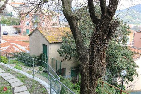 Capannoni In Vendita A Chiavari In Zona Caperana Casa It