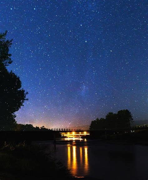 Bridge over the Manawatu River, Palmerston North city.