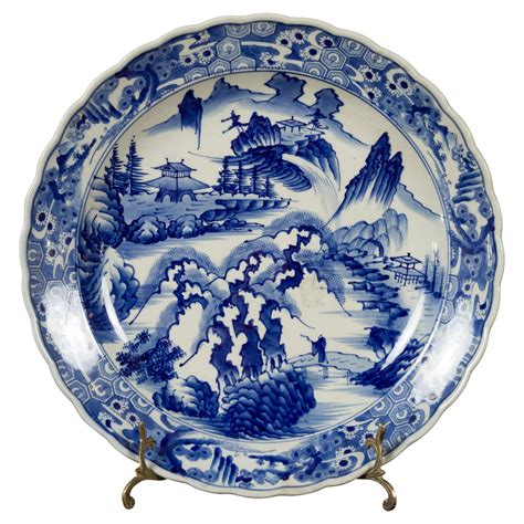 Th Century Japanese Porcelain Imari Plate With Painted Blue And White