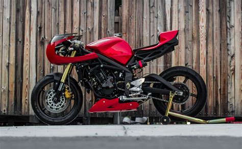 Speed Triple Cafe Fairing Triumph Speed Triple 1200 Rr A Modern Cafe