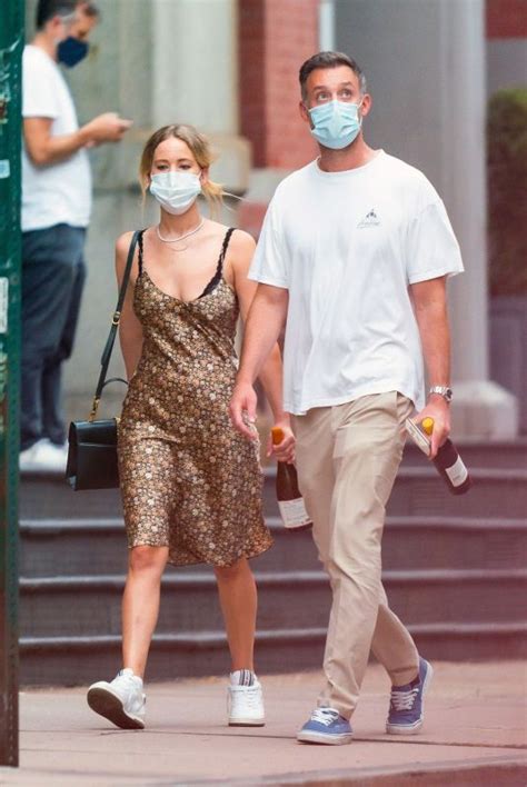 JENNIFER LAWRENCE and Cooke Maroney Out in New York 08/24/2020 – HawtCelebs